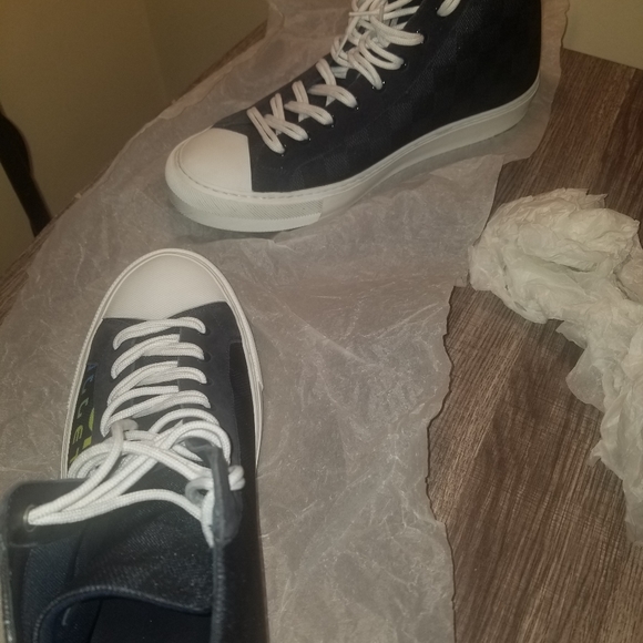 Louis Vuitton mens Tattoos/ Authentic - Picture 10 of 12